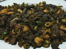 Tiras de fraldinha com legumes ao shoyu