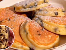 Panqueca de ricota com recheio de chocolate: massa deliciosa e fofinha é amor à primeira mordida