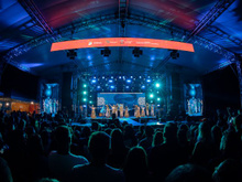 Festival do Mar vai agitar Bombinhas/SC com shows de Simone Mendes, Titãs e diversas atrações culturais