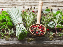 Essas são as ervas e especiarias que você precisa consumir se quiser desinflamar o organismo: quase todo mundo tem elas em casa