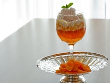 Bavaroise de papaia ao creme de iogurte e mel