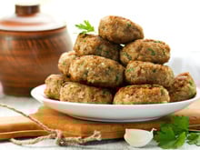 Receita prática de bolinho de brócolis assado