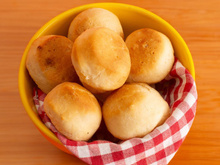 Pão de queijo de liquidificador (com polvilho azedo)