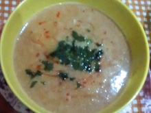 Sopa de legumes e carne