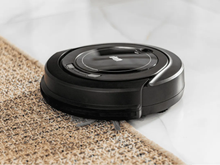 Achado da Black Friday: robô aspirador WAP por menos da metade do preço