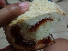 Cuca de goiabada com farofa
