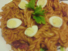 Macarrão caseiro ao molho vermelho
