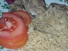 Arroz com costelinhas de porco