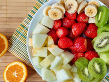 Mais vitamina C que a laranja: veja como essa fruta ajuda a turbinar sua imunidade naturalmente