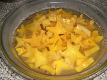 Doce de carambola em caldas