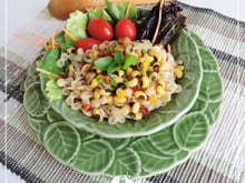 Salada de feijão fradinho com macarrão ao molho vinagrete da ABIMAPI