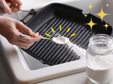 Nem bicarbonato de sódio, nem vinagre: a solução caseira para fazer detergente para louça é essa fórmula poderosa, realmente funciona