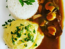 Filé ao molho madeira fácil 