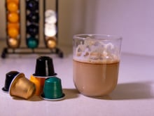 Para abastecer o estoque! 50 cápsulas de café Nespresso com 10% de desconto