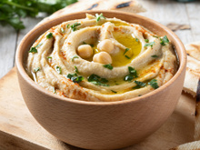 Como fazer um homus perfeito: esse truque é essencial para que ele fique cremoso e saboroso como o de restaurante