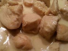 Frango com curry e leite de coco