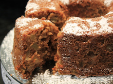 Bolo de granola com maçã e banana