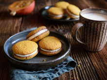 Biscoitos recheados com brigadeiro de chocolate branco: uma receita sem glúten e proteica que todos vão querer devorar