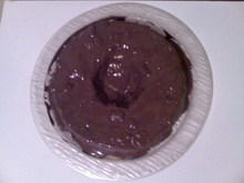 Pudim de pão com cobertura de chocolate