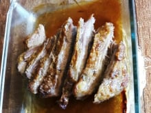 Maminha ao forno com caldo de carne