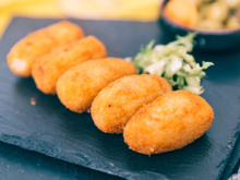 Croquete de milho sequinho: o segredo para o petisco de boteco mais crocante que você vai provar
