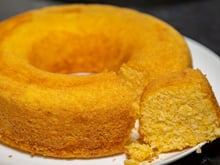 Bolo de fubá cremoso