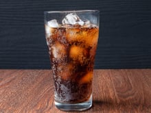 Ainda está em dúvida se deve ou não beber seu refrigerante zero? Os cientistas debatem prós e contras da bebida