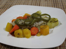 Filé de peixe com legumes