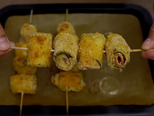 Essa é a melhor receita com abobrinha que eu já fiz: asso no forno com recheio cremoso, fica suculento e muito saboroso