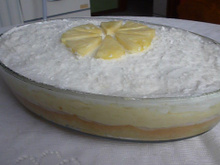 Bolo abacaxi de forma