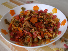 Macarrão fazendinha com carne e cenoura