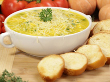 Caldo de abóbora com frango: aprenda a fazer essa receita saborosa