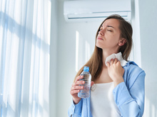 Ar-condicionado sem gelar nesse calor não dá: esse é o truque prático para consertar sem chamar o técnico