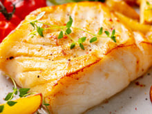 Filé de peixe assado no forno suculento que não fica seco