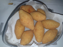 Bolinho de mandioca com carne seca