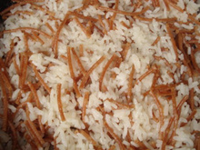 Arroz com macarrãozinho da mamãe