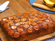 Bolo de banana caramelada