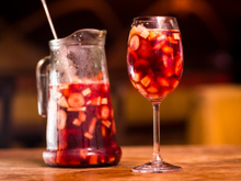 Bebidas refrescantes: confira receitas com e sem álcool
