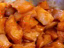 3 marinadas fáceis para variar o frango da semana e deixar tudo mais saboroso em minutos