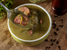Esqueça qualquer receita de caldo verde que já te ensinaram: essa versão é a mais saborosa de todas e você nunca mais vai querer fazer de outro jeito!