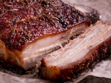 Como requentar a carne de porco para ficar macia e suculenta