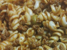 Macarrão bolonhesa com carne de soja