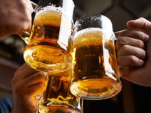 Especialista em cerveja: "Muitas pessoas acreditam que as latas estragam o sabor, mas elas protegem melhor do que as garrafas."