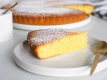 Receita de copo: o bolo de iogurte fácil de fazer que atravessa gerações (e nunca dá errado!)