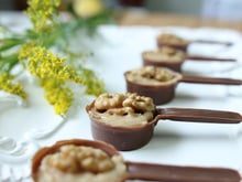 Panelinha de chocolate com nozes