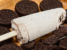 Picolé de Oreo no pacotinho: a receita sem sujeira que viralizou e vale toda a fama!