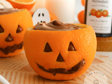 Mousse de chocolate vegana servida na laranja é a sobremesa terrivelmente cremosa que vai encantar a todos na sua festa de Halloween; veja como fazer