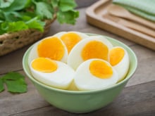 Nunca mais errei o ponto do ovo cozido depois que descobri este utensílio portátil