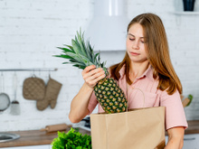 Para que serve guardar abacaxi no dentro do armário? Uma dica doméstica estranha, mas que pode salvar vidas!