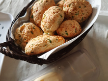 Pão de cebolinha e queijo